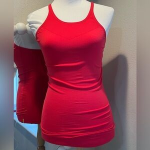 LOLE athletic tank top yoga top size small medium racer back red orange color